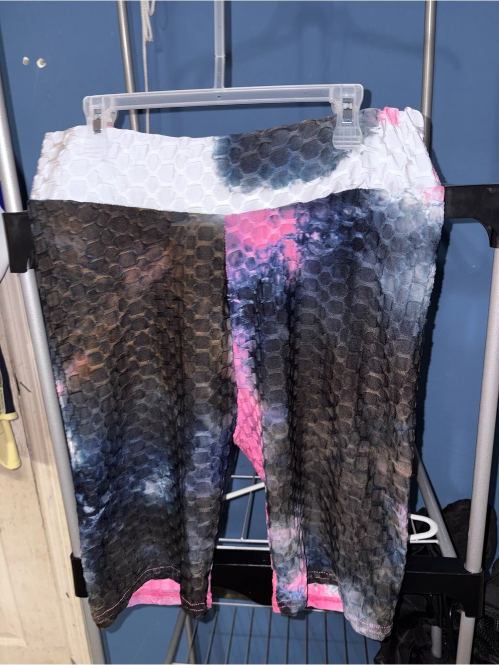 Women’s Textured Bike Shorts - Pink & Black Tie-Dye